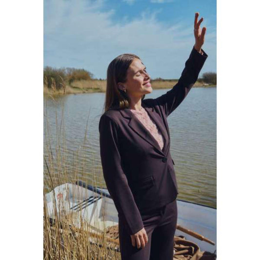 Freequent Nanni Kort Blazer Struckture Mole Brun